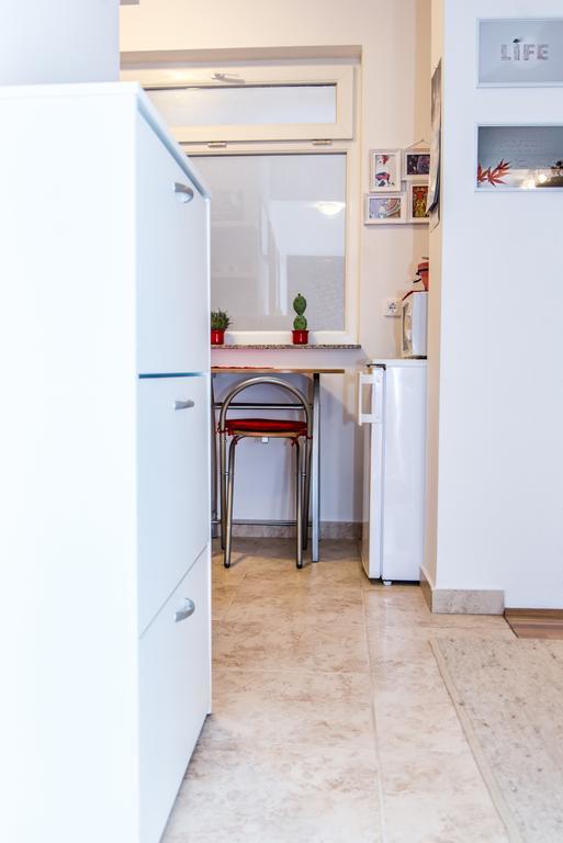 Apartment Flores オシエク エクステリア 写真