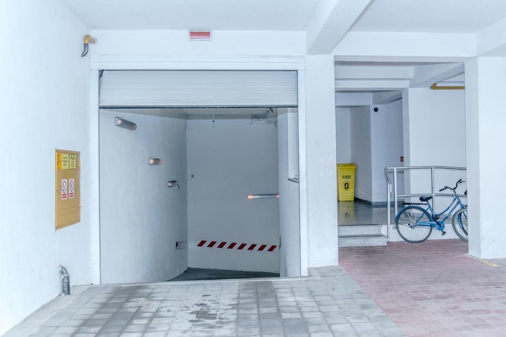 Apartment Flores オシエク エクステリア 写真